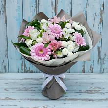Букет цветов из:  Герберы, Альстромерии и Хризантемы #REPLACE_PRED# Первомайском Республика Крым