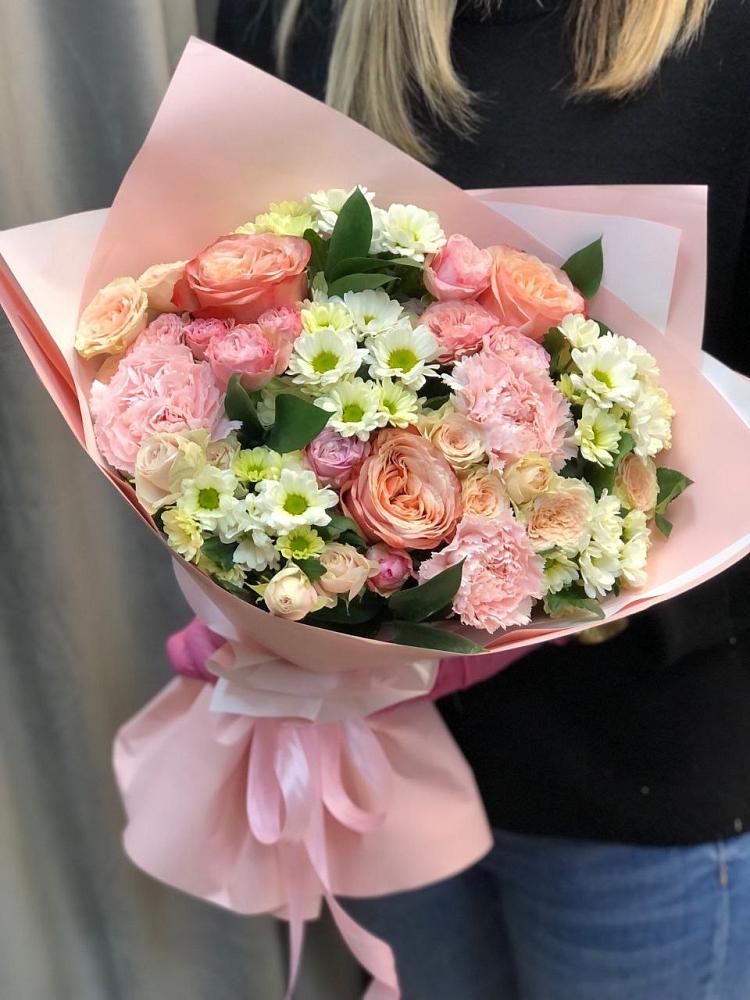 Букет цветов из: Гвоздики, Розы и Хризантемы в Первомайском Республика Крым