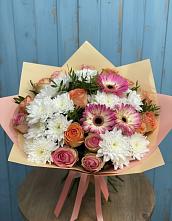 Букет цветов из:  Розы, Герберы и Хризантемы в Первомайском Республика Крым