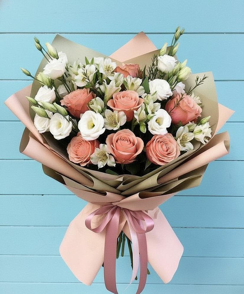 Букет цветов из: Розы, Альстромерии и Лизиантусы в Первомайском Республика Крым