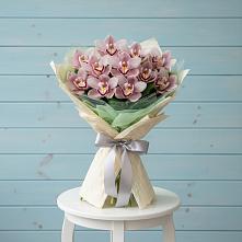 Букет цветов из:  Орхидеи и Розы в Первомайском Республика Крым