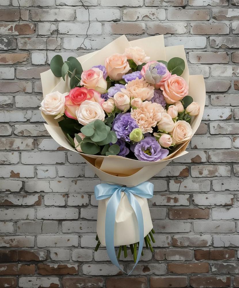 Букет цветов из: Розы, Лизиантусы и Гвоздики в Первомайском Республика Крым