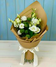 Букет цветов из:  Хризантемы и Лизиантусы #REPLACE_PRED# Первомайском Республика Крым