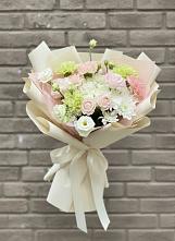 Букет цветов из:  Гвоздики, Розы, Лизиантусы и Хризантемы в Первомайском Республика Крым