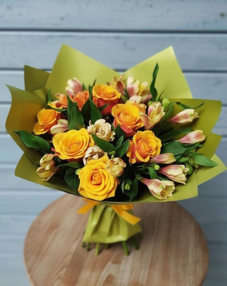 Букет цветов из: Альстромерии и Розы в Первомайском Республика Крым